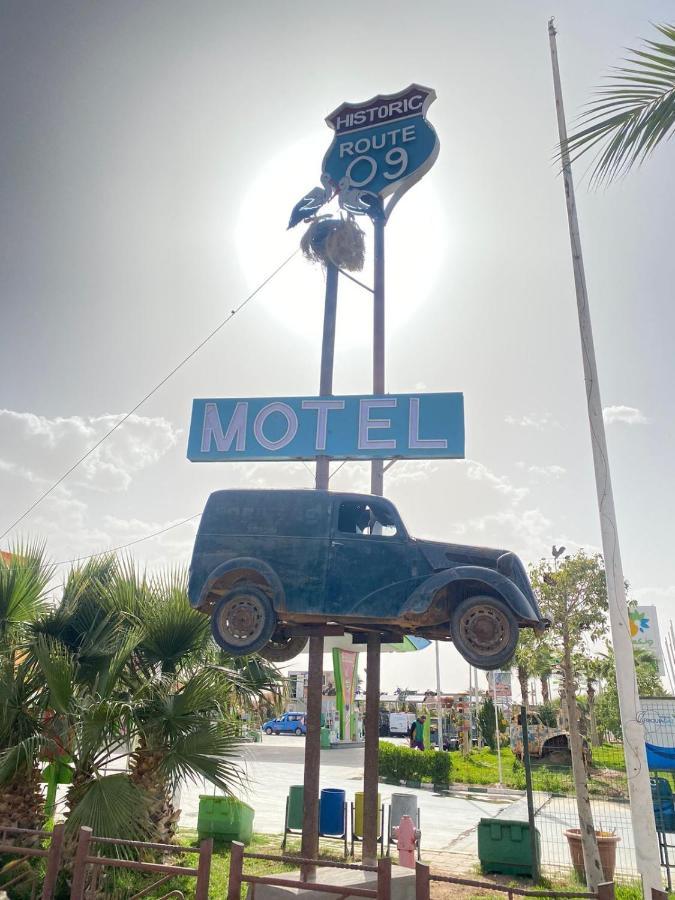 Motel Safari Budget วาร์ซาเซต ภายนอก รูปภาพ