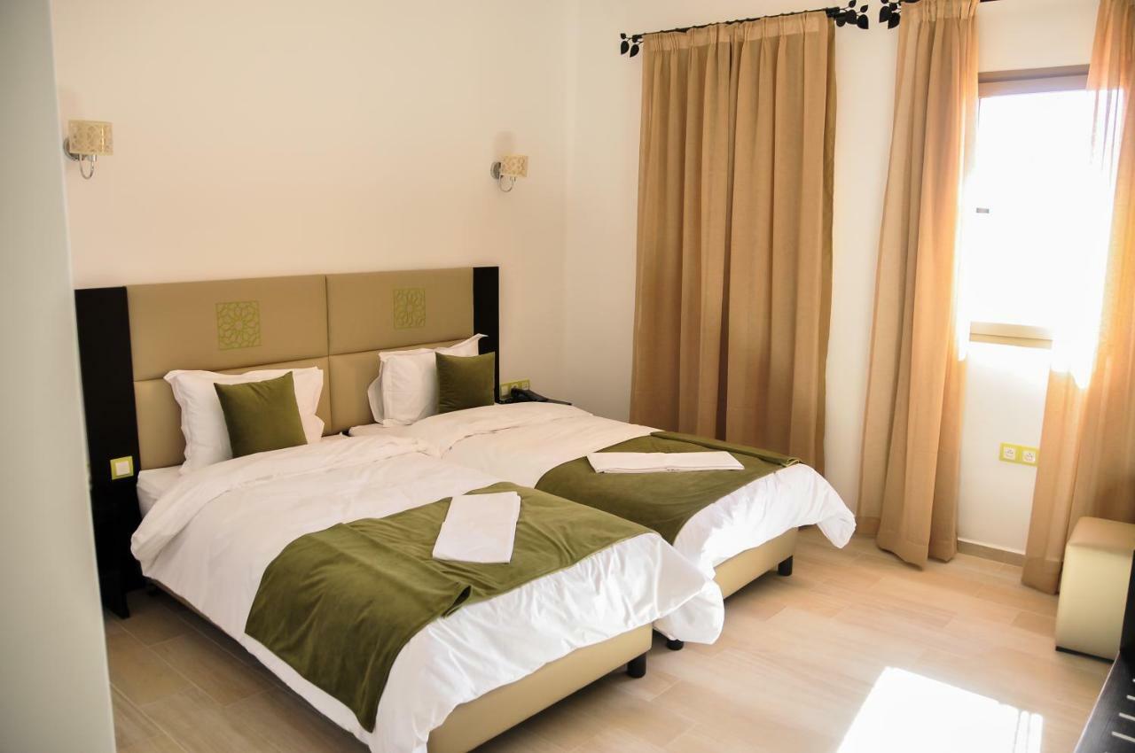 Motel Safari Budget วาร์ซาเซต ภายนอก รูปภาพ