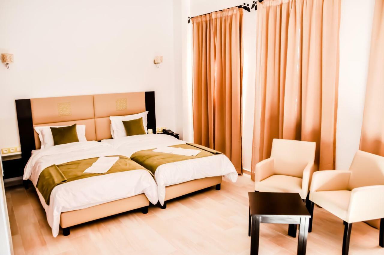 Motel Safari Budget วาร์ซาเซต ภายนอก รูปภาพ